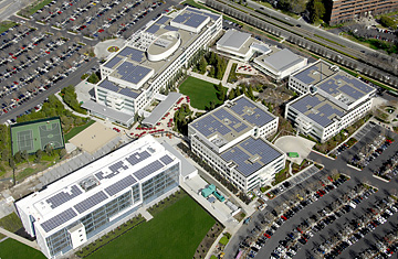 SolarCity founded with Musk's backing