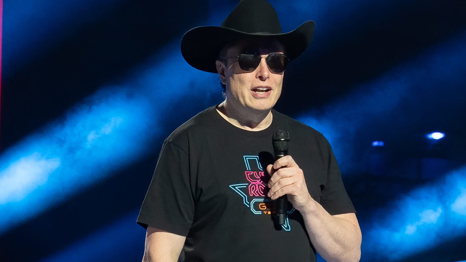 Musk confirms texts rebuffing Bill Gates over his Tesla short