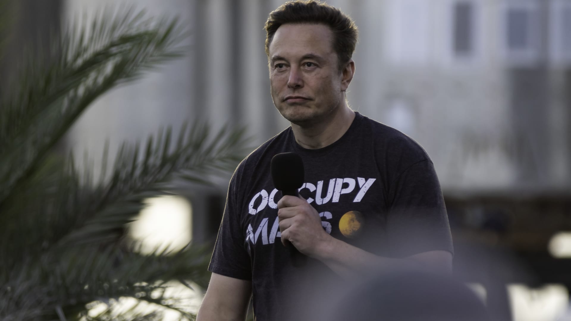 Musk says SpaceX cannot fund Ukraine's Starlink indefinitely