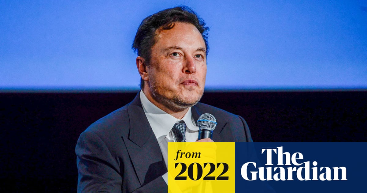 Crowd boos Musk at Dave Chappelle show in San Francisco